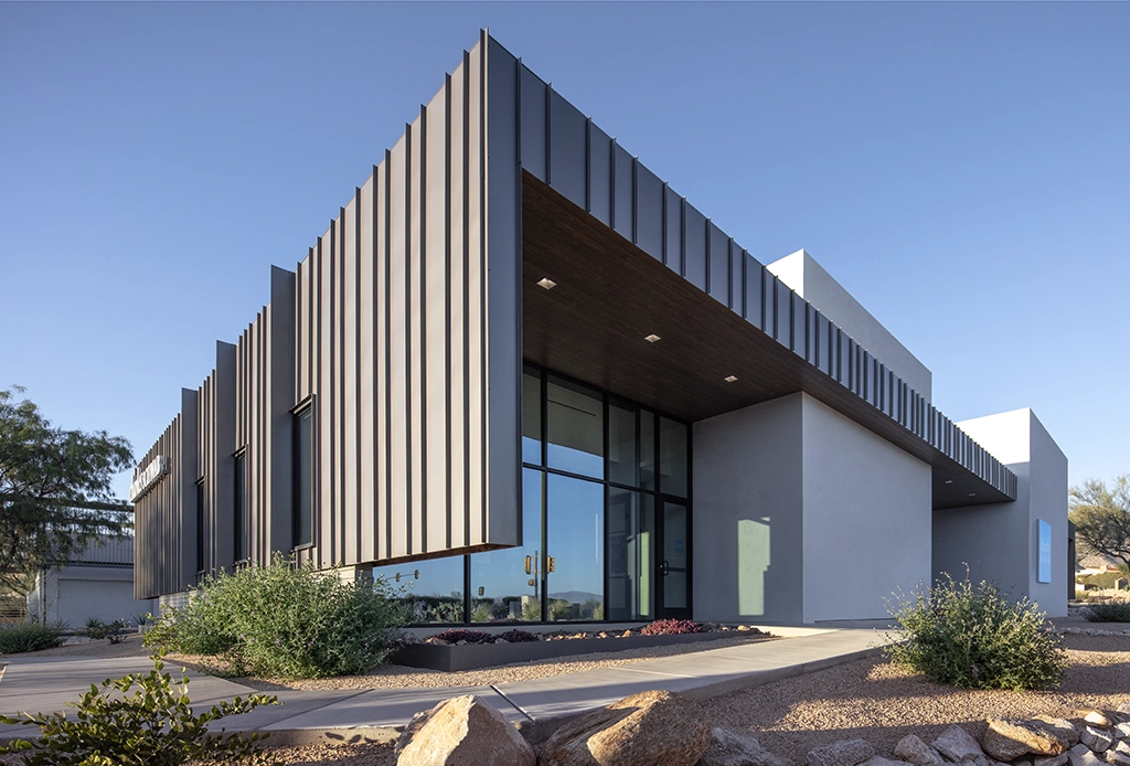 Charles-Schwab-Office-4