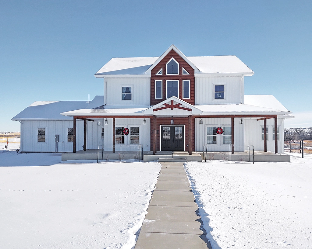 Natural Matte® Frost siding on a residential home.