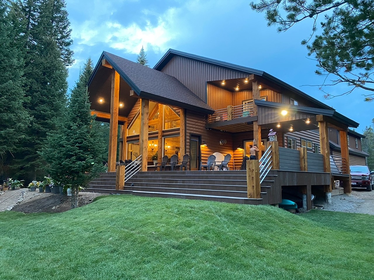 Red Cedar finish by Steelscape on a Residential House