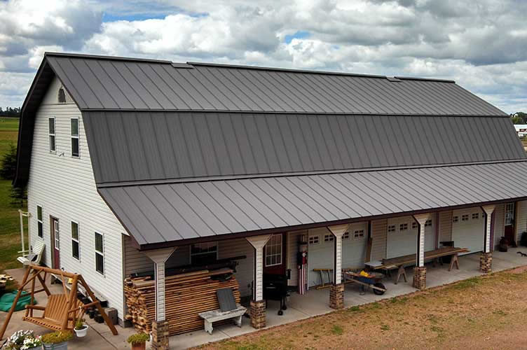 Residential Barnhouse Metallic Coated And Pre Painted Steel By Steelscape
