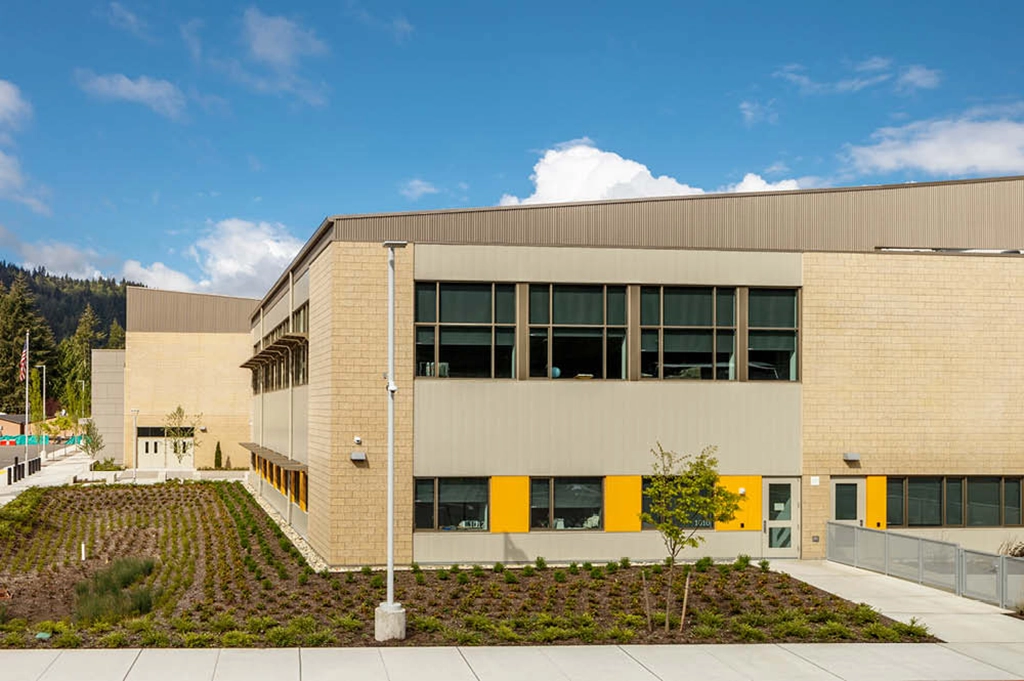 issaquah-middle-school-2