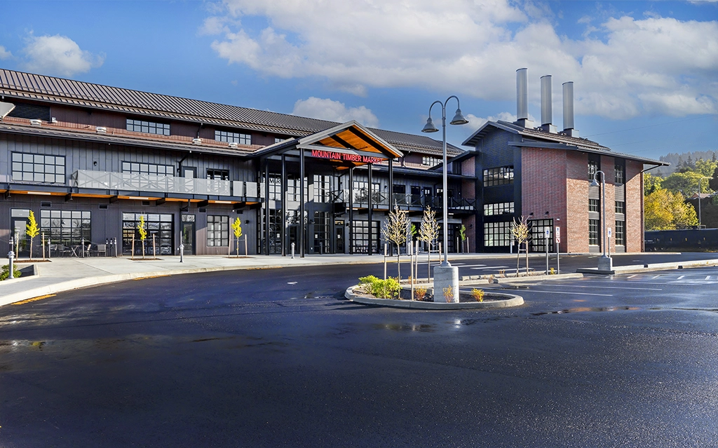 Mountain Timber Market in Kalama, WA featuring Steelscape's Vintage Heritage Legacy, Rustic Rawhide, Coal Black Rawhide and Burnished Slate Rawhide